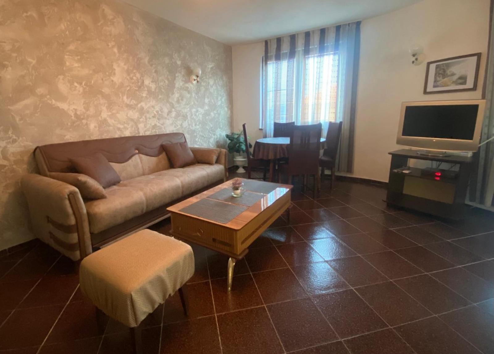 Apartments Yana Обзор Экстерьер фото