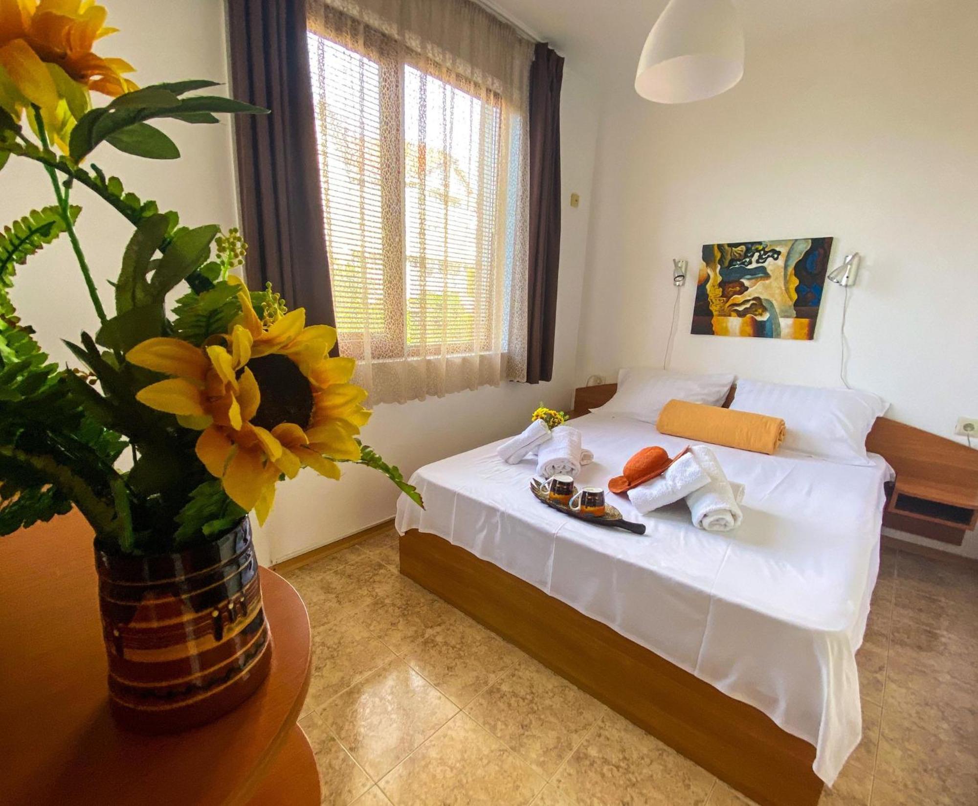 Apartments Yana Обзор Экстерьер фото